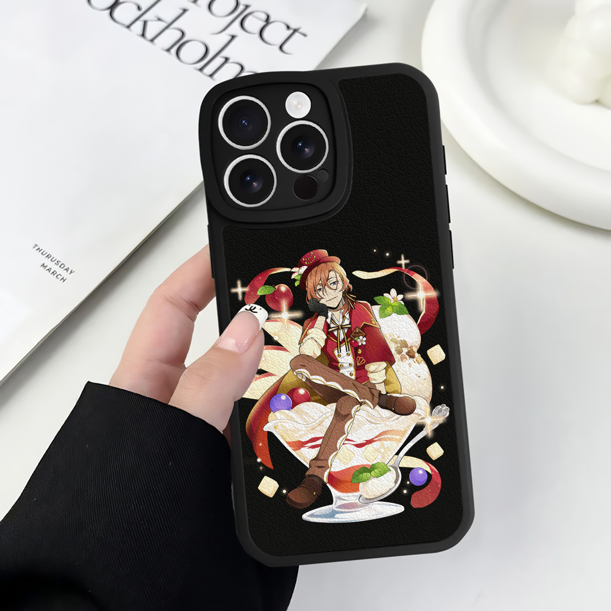 （画像用） 文豪ストレイドッグス Bungo Stray Dogs 【iPhone 16シリーズ対応】シリコンスマホケース（レザー調） 材質：シリコン